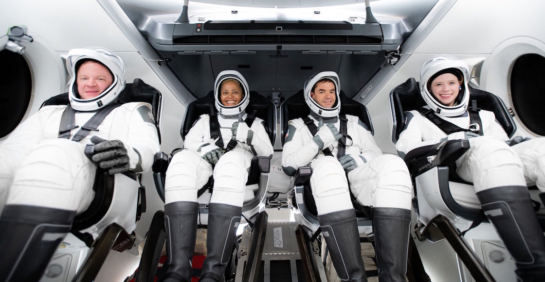 inspiration4-inspiration-4-spacex-mison-turistas-primera-despegue-ver-vivo-mision-espacio-04