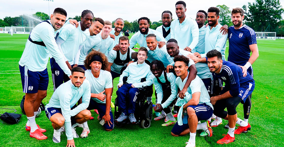El noble gesto del Fulham con Rhys, el portero con parálisis cerebral víctima de discriminación en redes sociales
