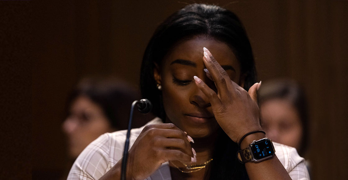 Simone Biles explota contra el FBI en el caso de Larry Nassar: