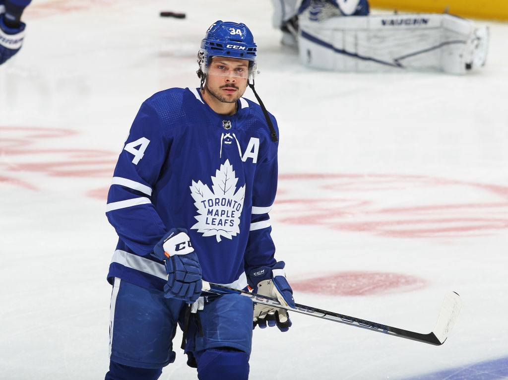 Auston Matthews jugador de los Toronto Maple Leafs