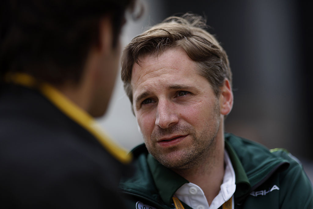 Pierre Gasly merece el lugar de Checo Pérez en Red Bull, según expiloto de Fórmula 1