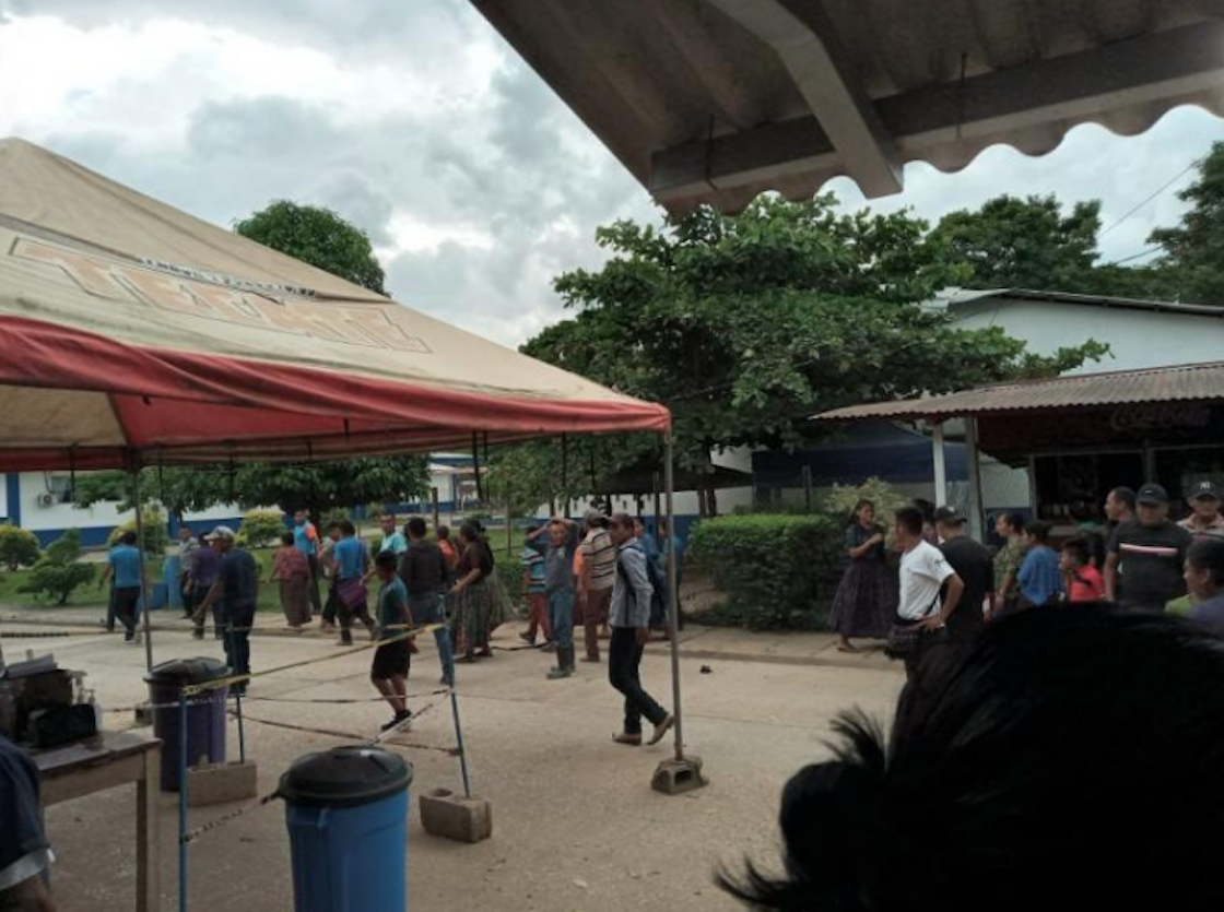 antivacunas-personal-medico-guatemala