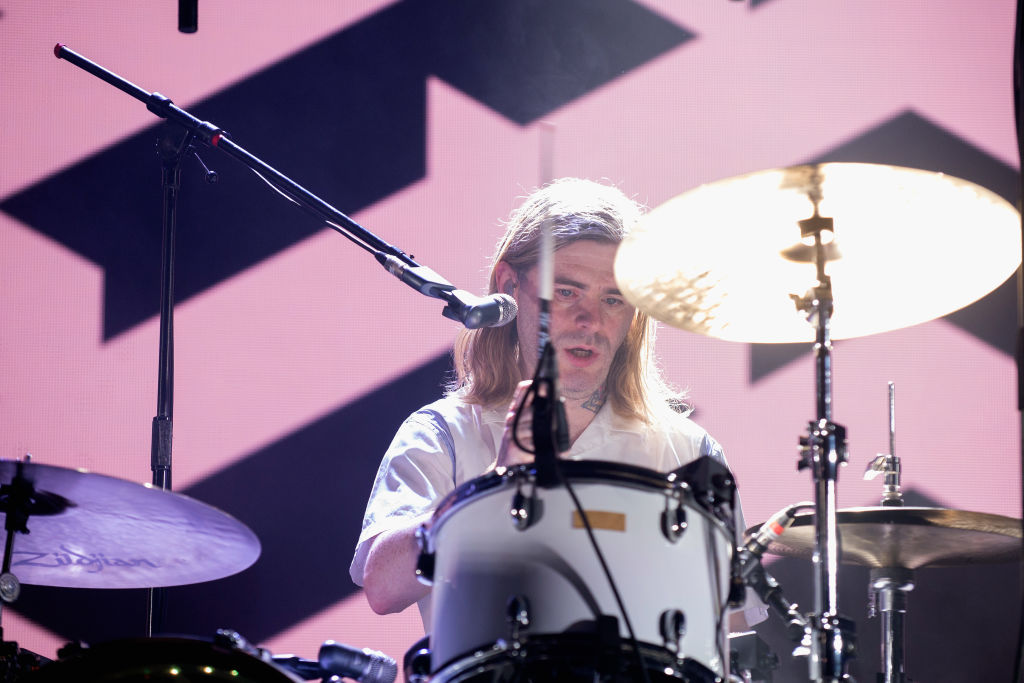 El fin de una era: El baterista Paul Thompson anuncia su salida de Franz Ferdinand