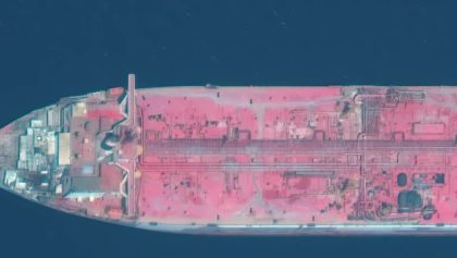 buque-yemen-mar-rojo-bomba-tiempo-danos-petroleo-historia-fotos-01