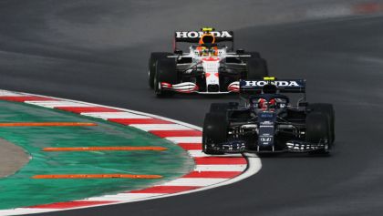Pole y sanción para Hamilton, Gasly superó a Checo Pérez y la lluvia que amenazó la calificación del GP de Turquía