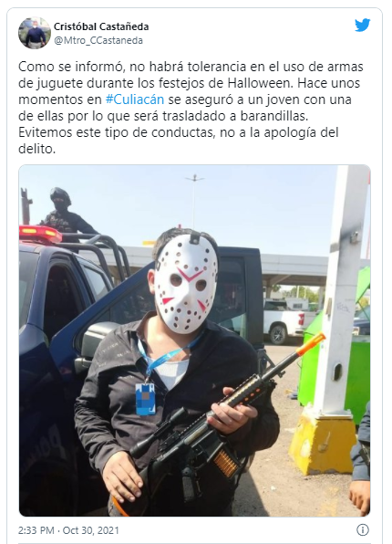 Y en Sinaloa: Detienen a un tipo disfrazado para Halloween por llevar un rifle de juguete