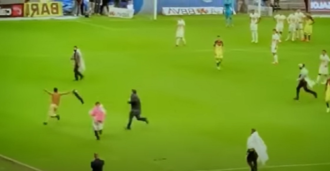 estadio azteca invasion cancha