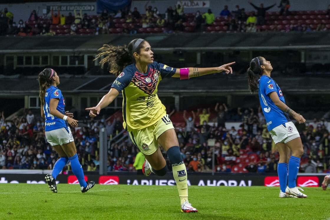 El doblete de Daniela Espinosa que le dio la victoria al América en el Clásico Joven Femenil