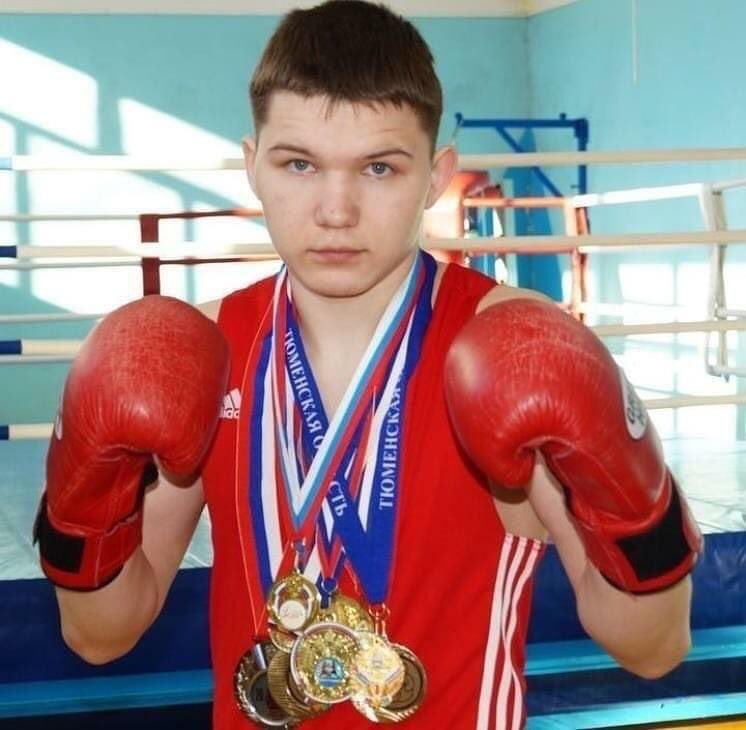 Ilya Medvedev, boxeador de 23 años