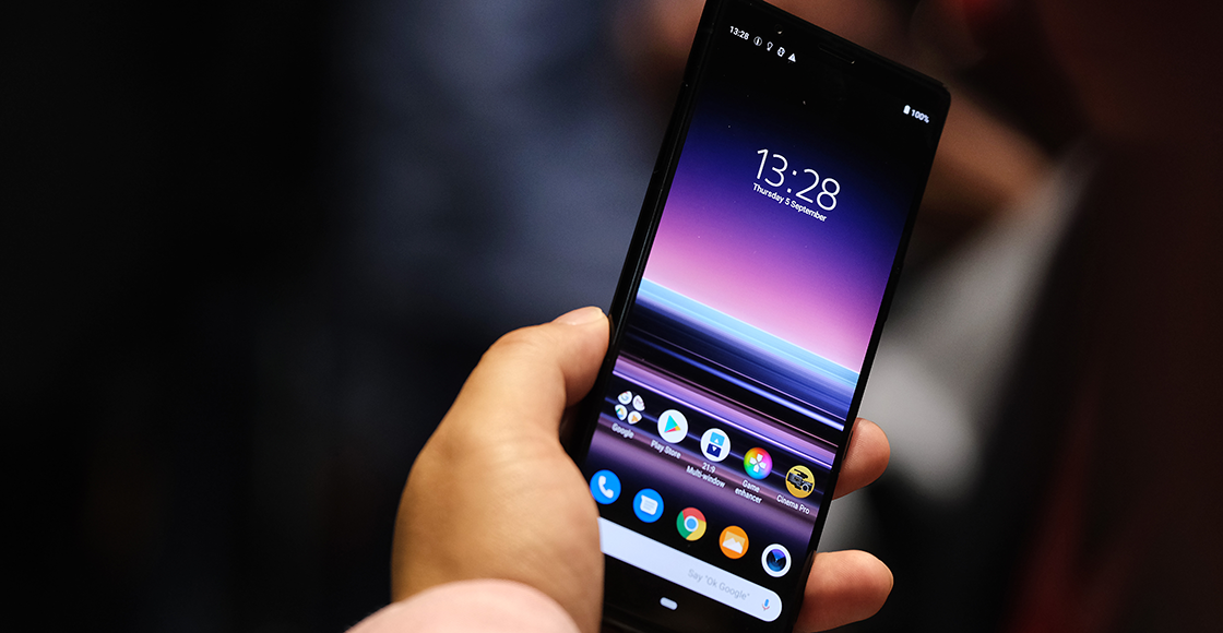 Increíble, pero cierto: Joven vende a su esposa para comprarse un teléfono nuevo