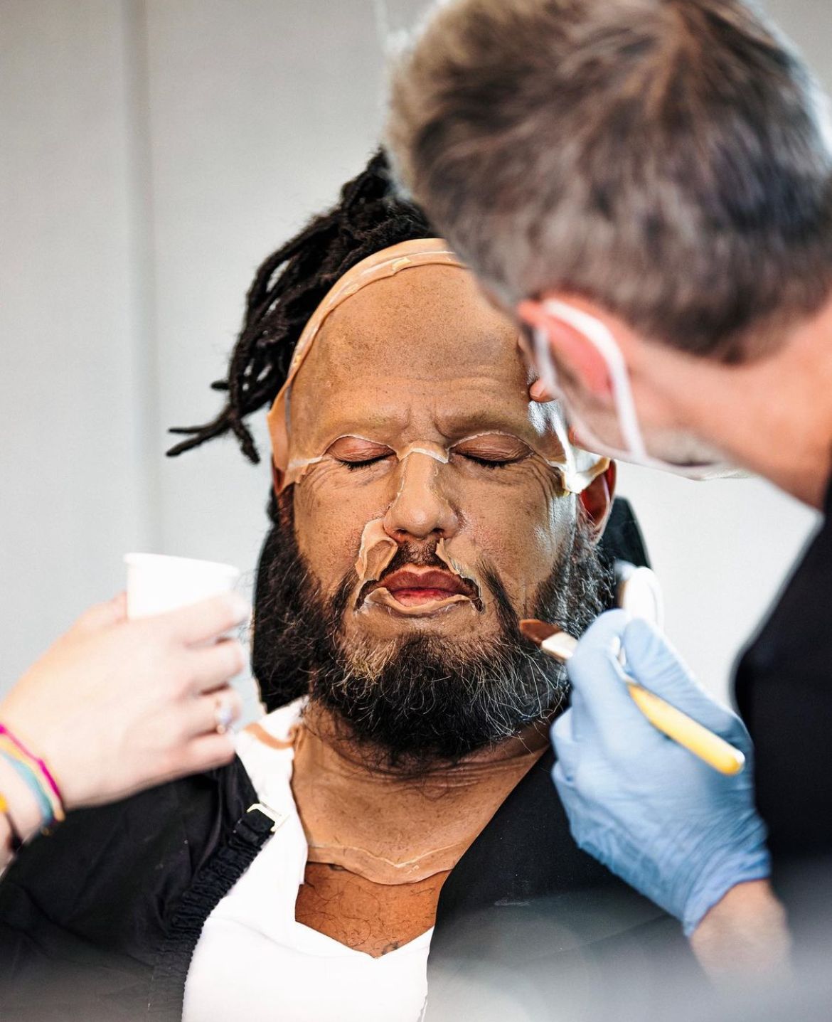 ¿Esto es Halloween? La increíble caracterización a Lewis Hamilton que sorprendió a sus pequeños fans