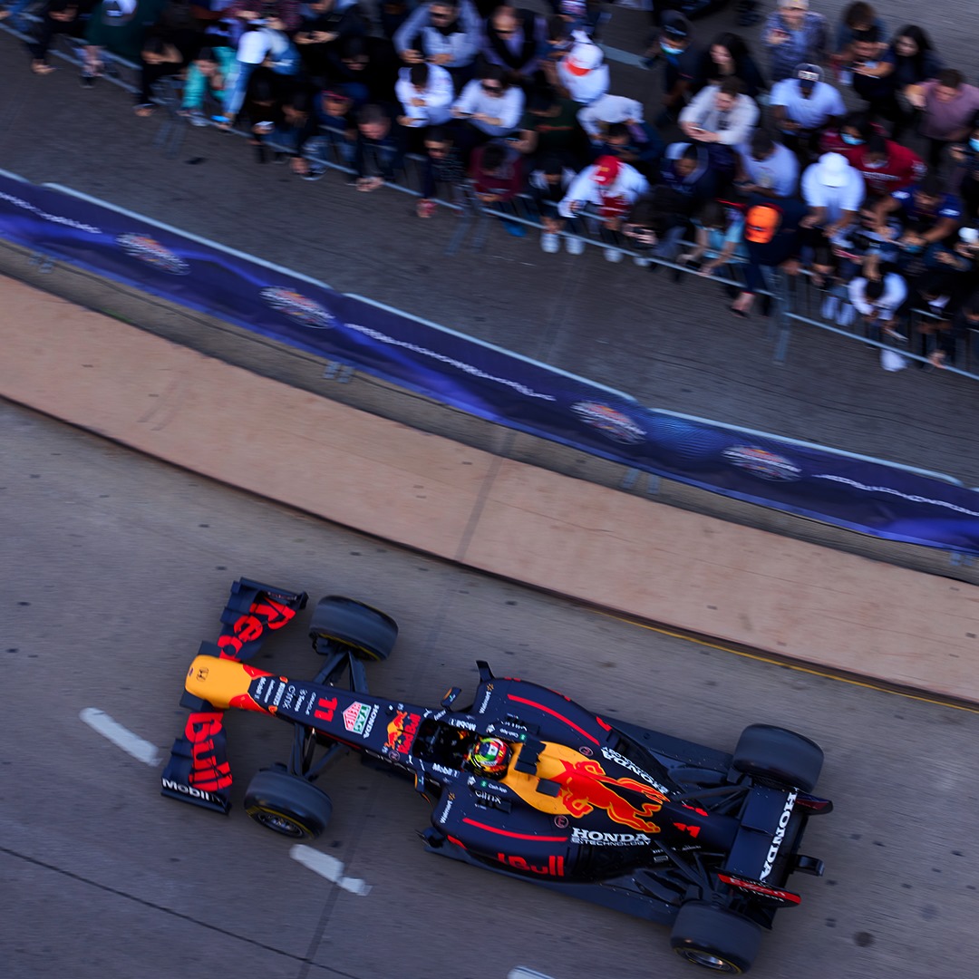 Horarios, accesos y transporte: Todo lo que debes saber sobre el Red Bull Show Run en Reforma con Checo Pérez