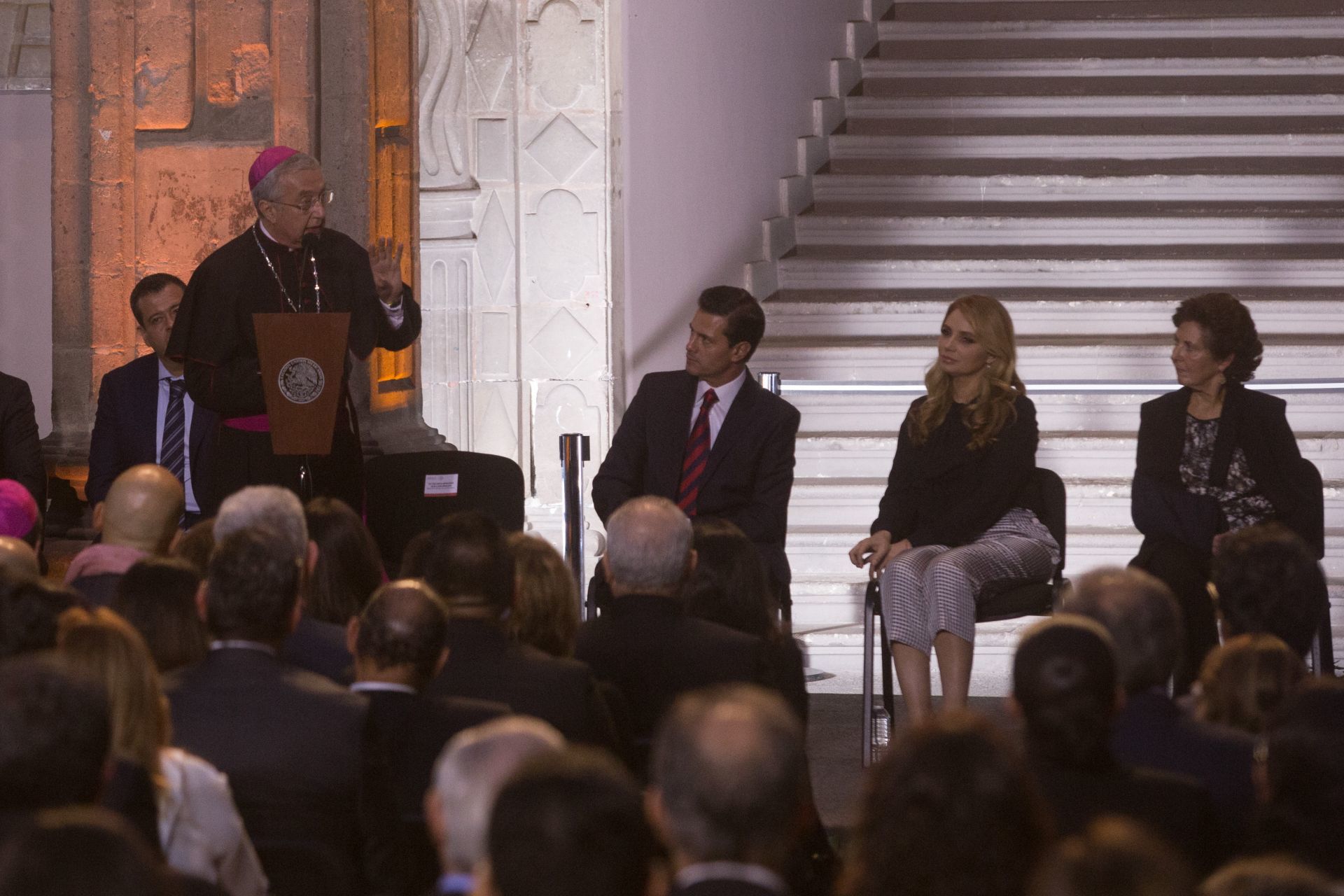 Dice Mariana Rodríguez tras comparación de su matrimonio con el de Peña Nieto