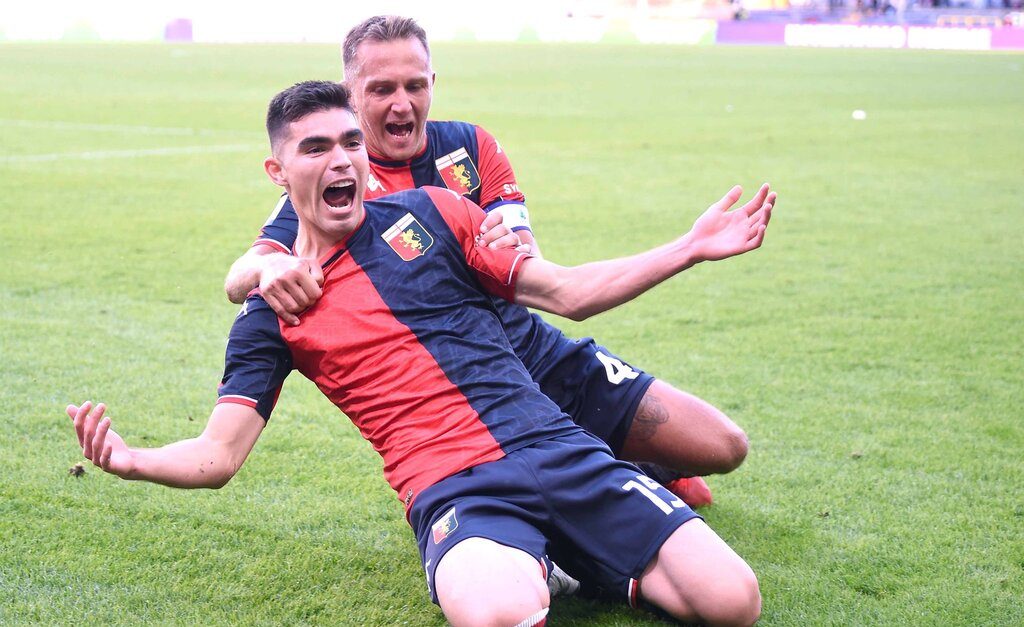 Debut de ensueño: Revive el gol de Johan Vásquez en su presentación con el Genoa