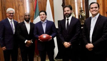 Samuel García promete nuevo estadio en Nuevo León para albergar partidos de la NFL