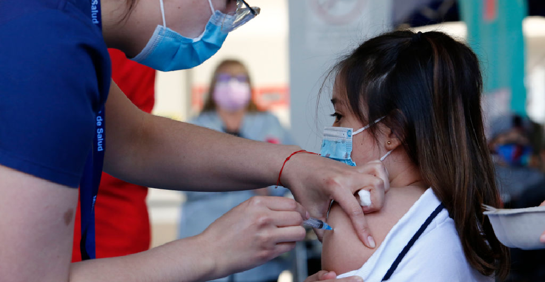 Pfizer anuncia que su vacuna es 90% efectiva en menores de edad