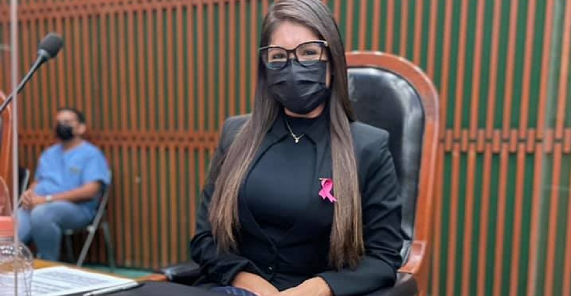 Estrella de la paz bernal morena 2