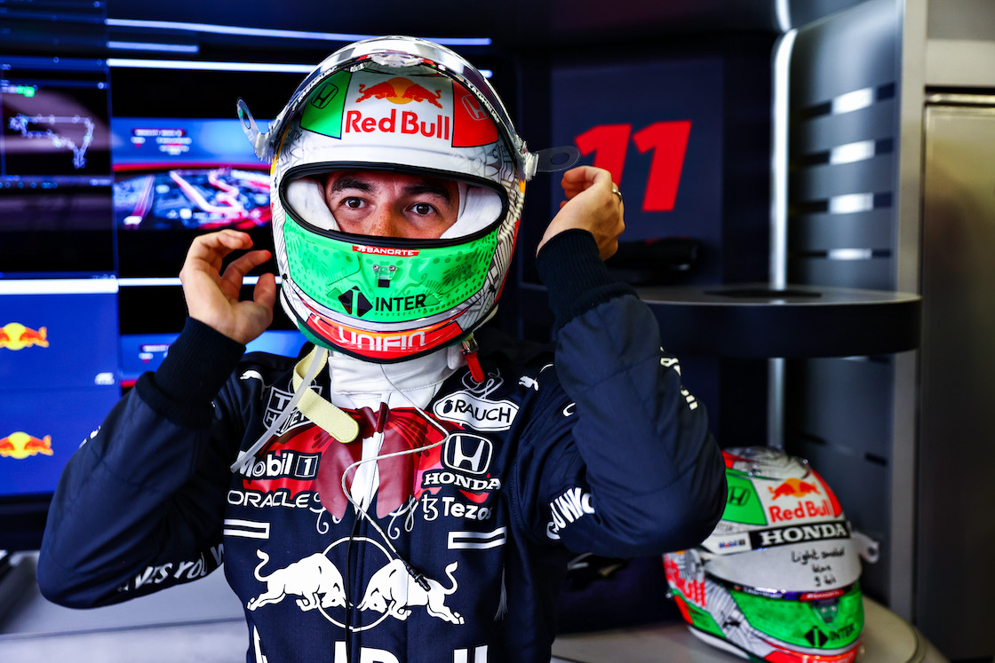 ¡Noooo! Checo Pérez chocó en la primera práctica libre del Gran Premio de México