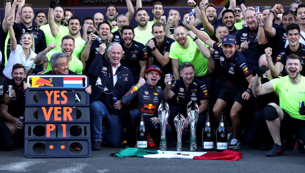 Elogios de Horner y Marko a Checo Pérez tras el GP de México: "El mejor compañero que hemos tenido"