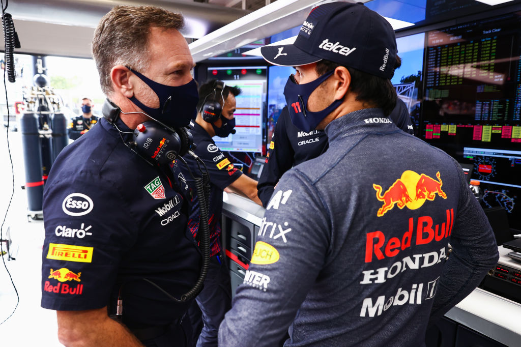 Christian Horner descarta que Red Bull se rinda ante Mercedes previo a Qatar: "Presionaremos lo más fuerte posible"