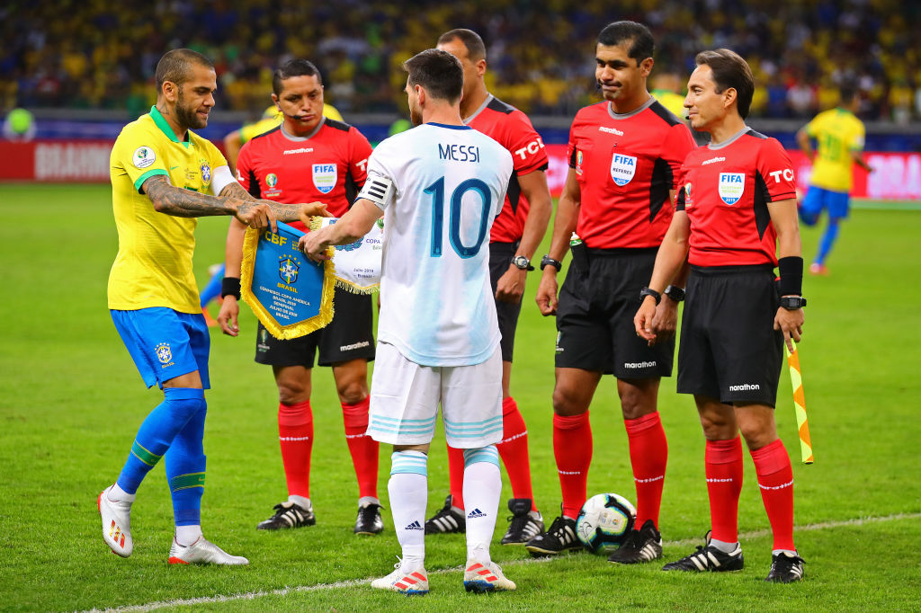 Las palabras de Dani Alves que ilusionan al Barcelona: "Si me dan un par de horas voy por Messi"