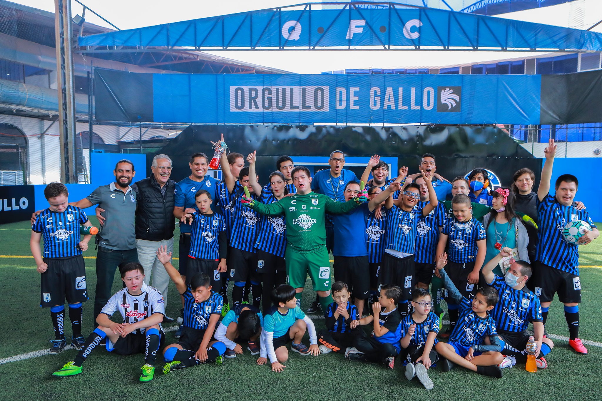 Gallos Smiling, equipo del Club Querétaro