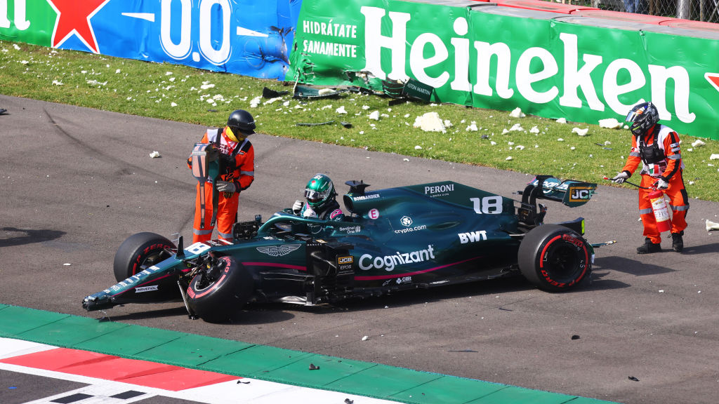 El accidente de Lance Stroll que detuvo la Q1 en el Gran Premio de México