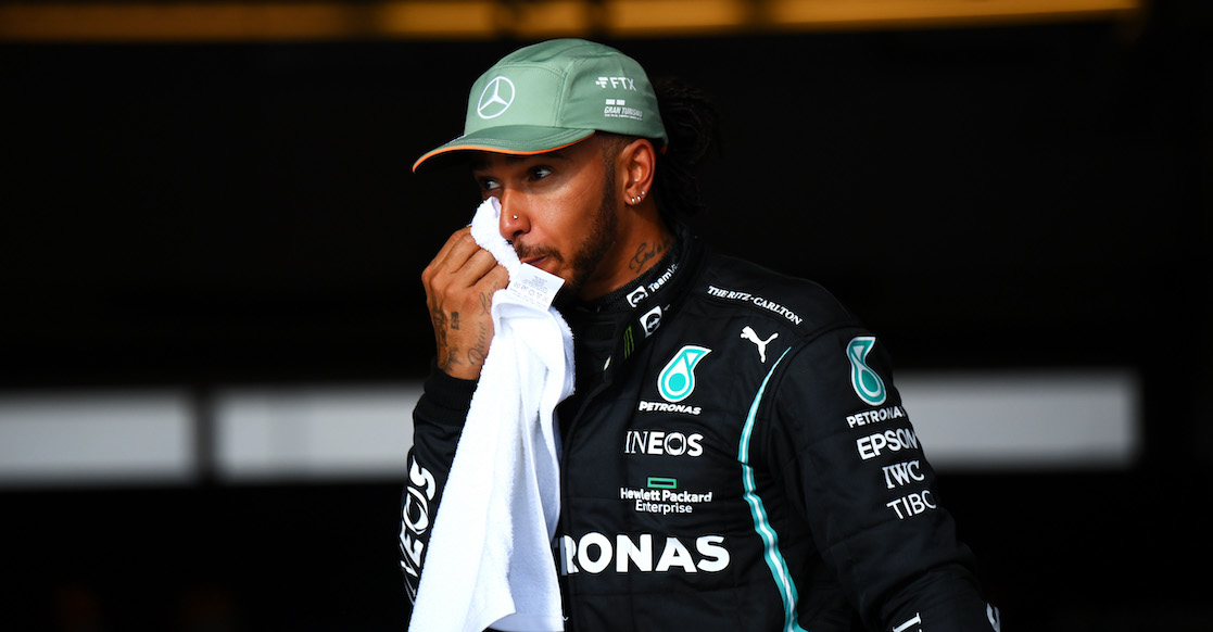 Lewis Hamilton es descalificado de la sesión de calificación por violar el reglamento técnico de F1