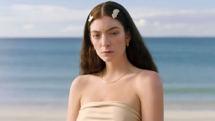 Lorde da un misterioso y melancólico paseo en el video de "Fallen Fruit"