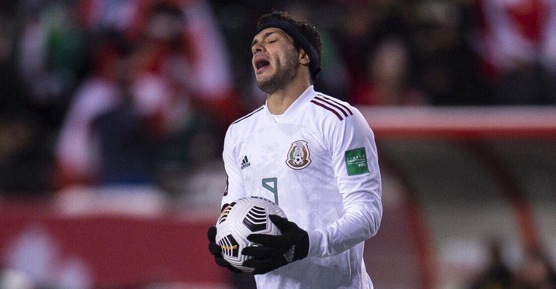 Los errores de Ochoa, los cambios del 'Tata' y los goles de Canadá que acercan a México al repechaje de Concacaf