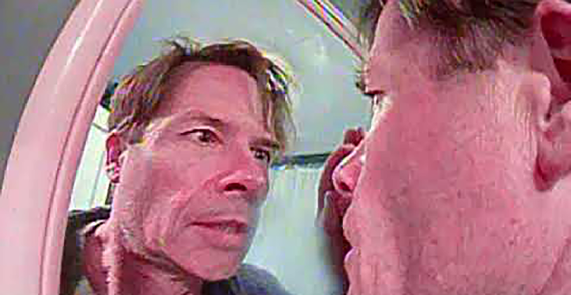 Radiohead estrena el video de "Follow Me Around" junto a Guy Pearce