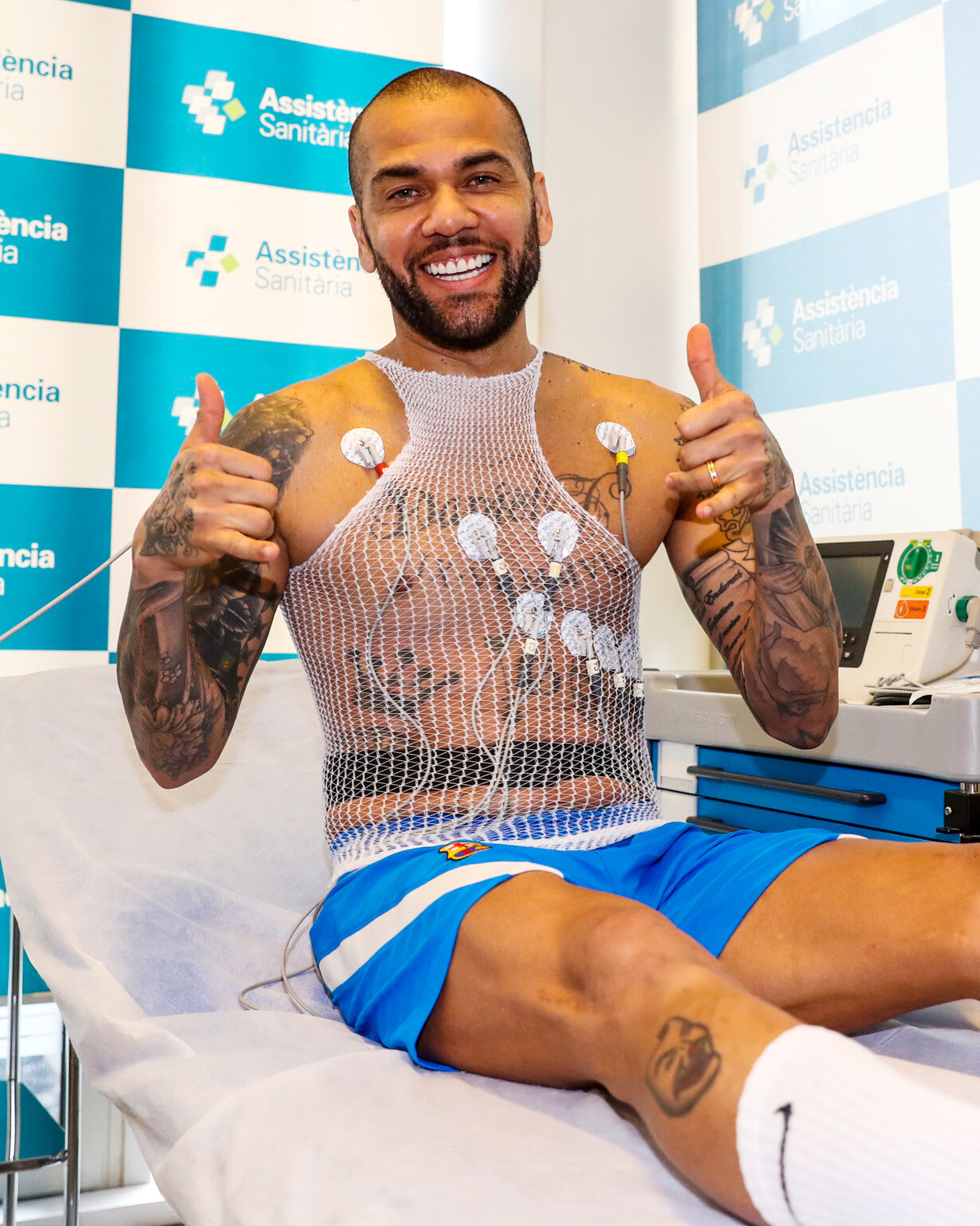 El sueldo más bajo del plantel: Así se concretó el regreso de Dani Alves al Barcelona