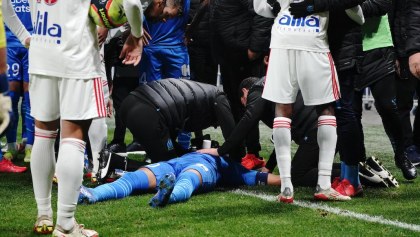 Suspenden el Lyon vs Marsella por nuevo acto de violencia contra Payet desde las tribunas