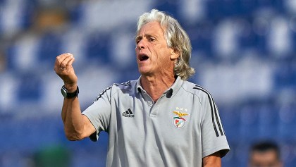 Caos en el Benfica: Motín de jugadores y renuncia de Jorge Jesús, DT del equipo