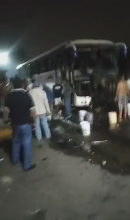 Explosión por pirotecnia provoca incendio en autobús de peregrinos que iban a Veracruz