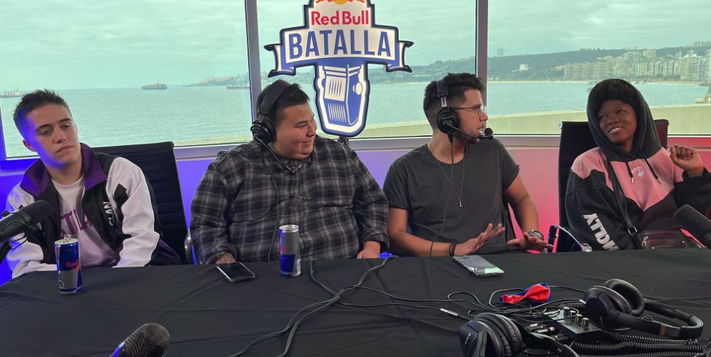 Gazir y Marithea con Eyou TV previo a la Red Bull Batalla Internacional