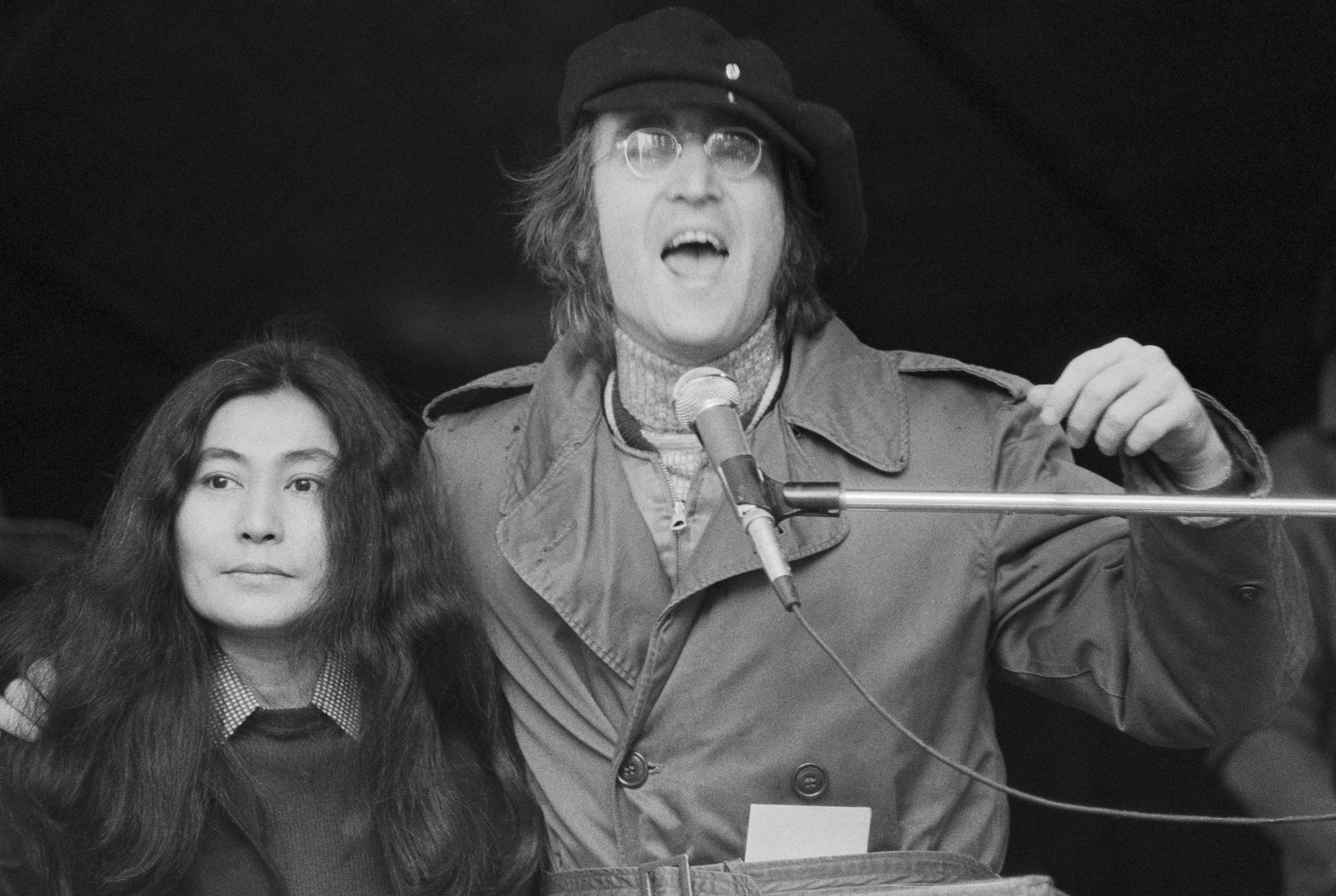 La historia de "Happy Xmas (War is Over)" de John Lennon y su mensaje contra la guerra