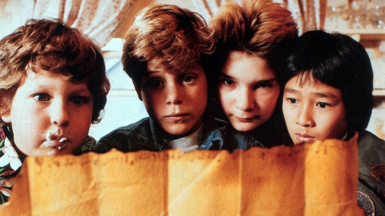 Ah, caray: Disney+ ya trabaja en una serie inspirada en 'Los Goonies'