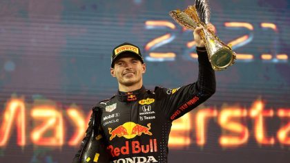 Las primeras palabras de Max Verstappen tras ganar el campeonato de F1: "Tuvimos suerte de campeón"