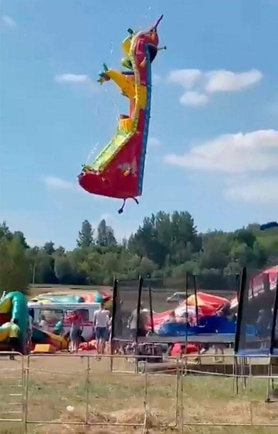 mueren-niños-castillo-volo