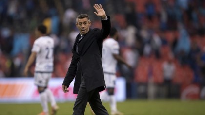 Pedro Caixinha regresa a Santos