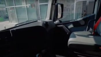 video-puntos-ciegos-punto-ciego-camion-francia-espejos-bicicletas-moto-nino-comercial-01