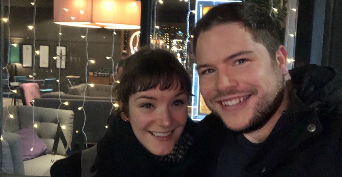 De película: Hombre conoce a su padre y hermana gracias a una compra en eBay