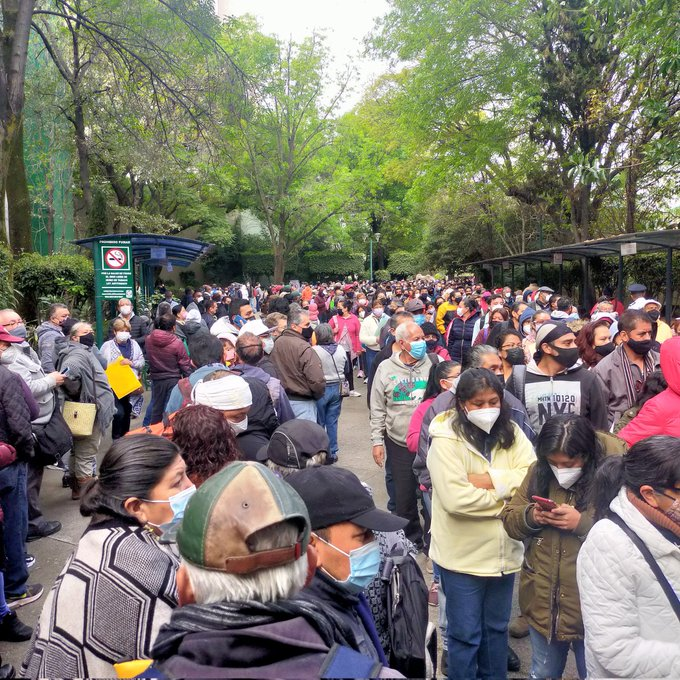 la-raza-filas-medico-imss