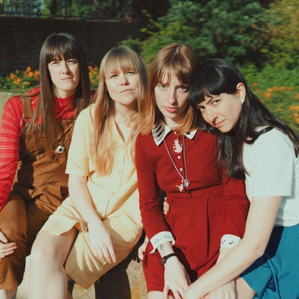 Los Bitchos: El poderoso combo femenino que le voló la cabeza a Alex Kapranos