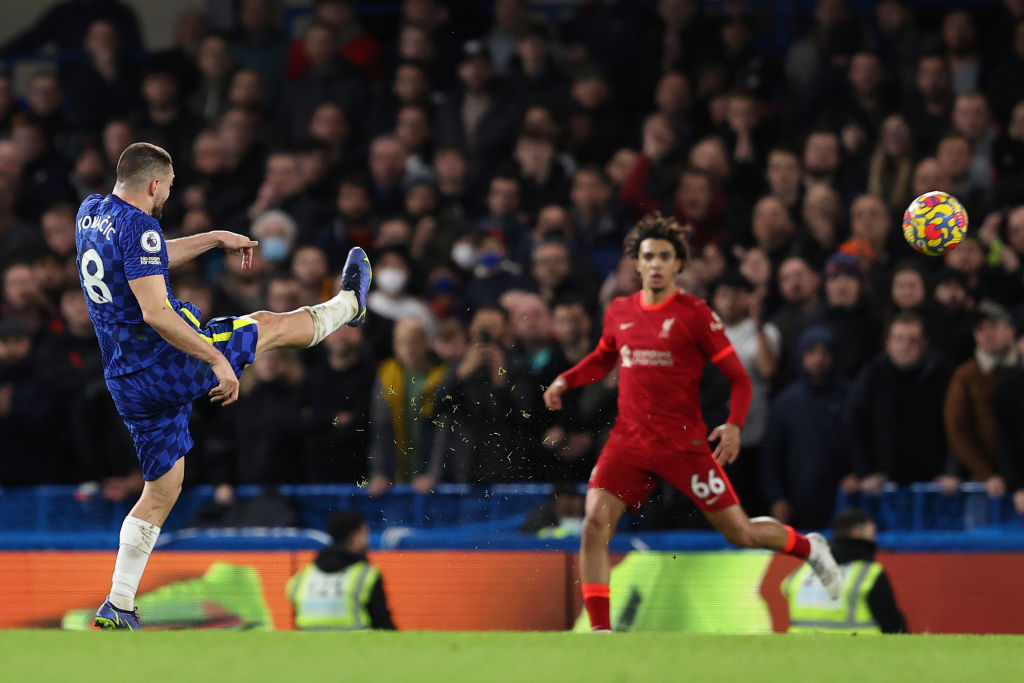 ¡Una salvajada! La espectacular volea de Mateo Kovacic en el Chelsea vs Liverpool