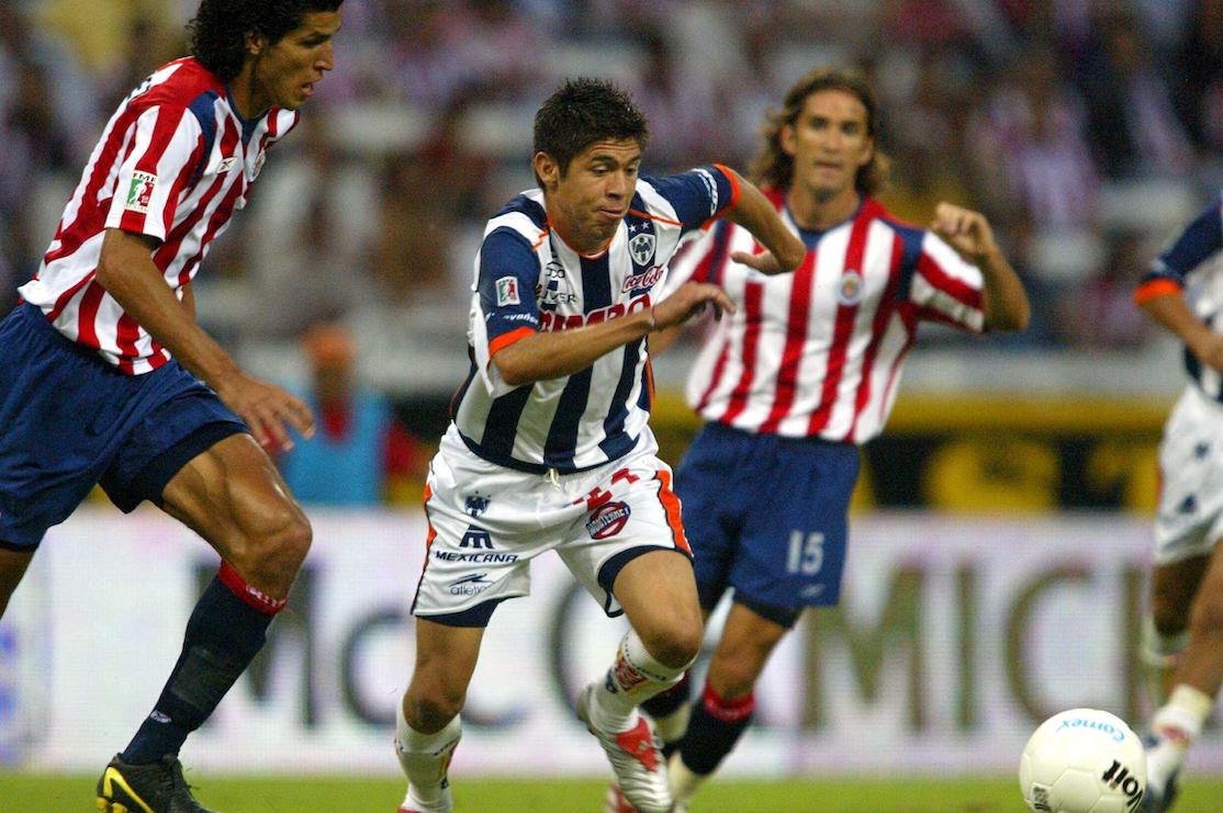 ¡Se va el hombre de oro! El legado que deja Oribe Peralta al futbol mexicano tras su retiro