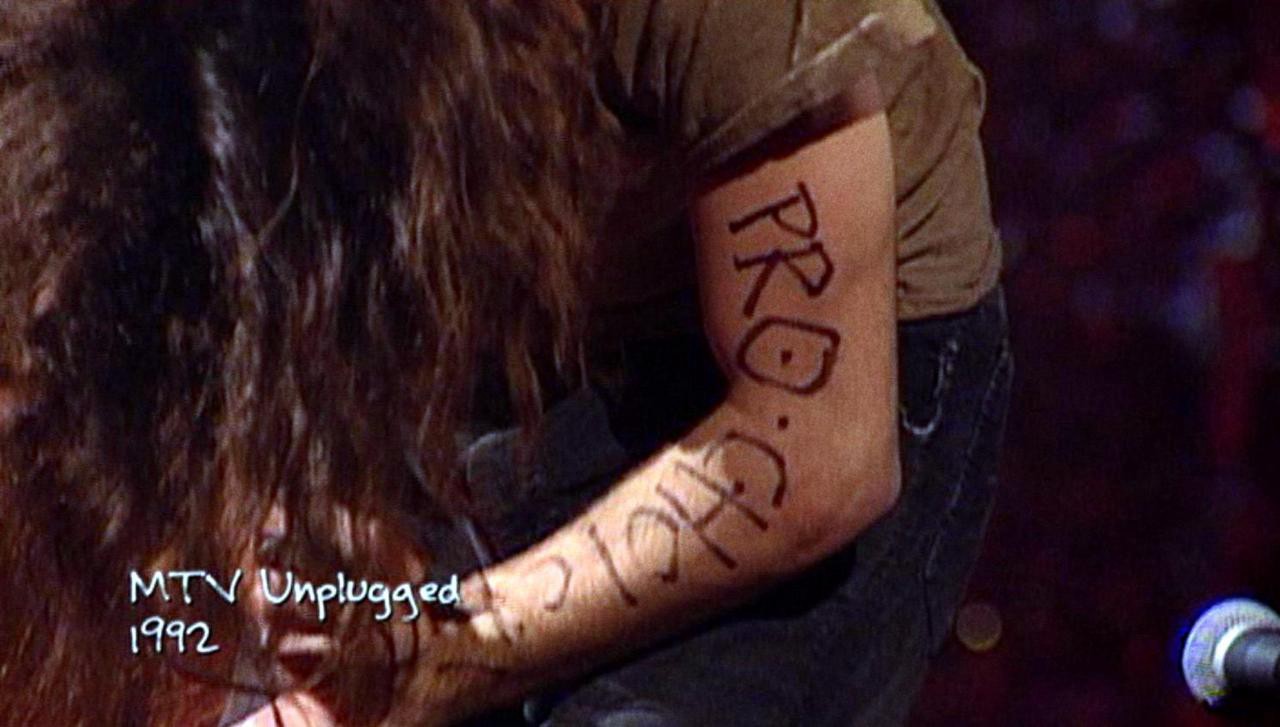 Recordemos el unplugged de Pearl Jam y la manifestación de Eddie Vedder sobre el aborto