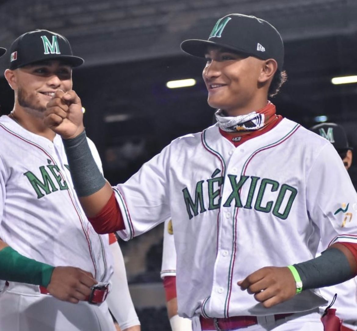 Rosman Verdugo de los Diablos Rojos firmó con los San Diego Padres