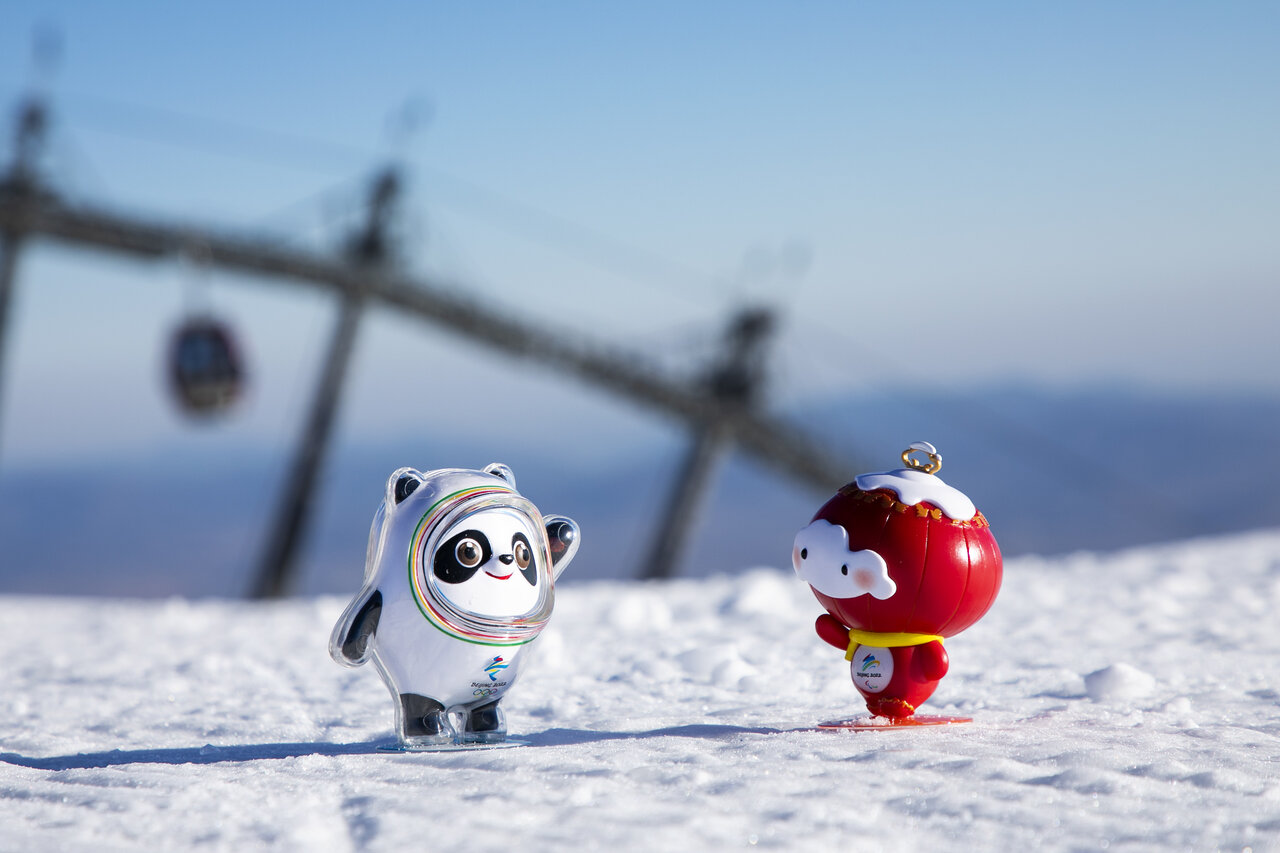 Conoce a Bing Dwen Dwen, la tierna mascota de los Juegos Olímpicos de Invierno de Beijing 2022